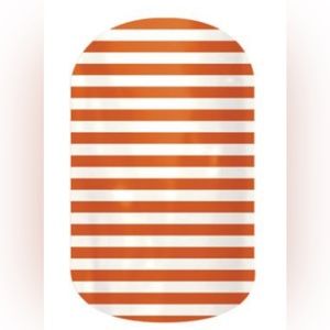 Jamberry “Koi Skinny”